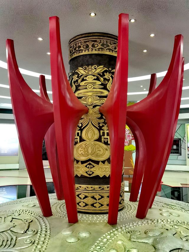 【彩雲之南】紅河博物館(一):奇形怪狀的根雕