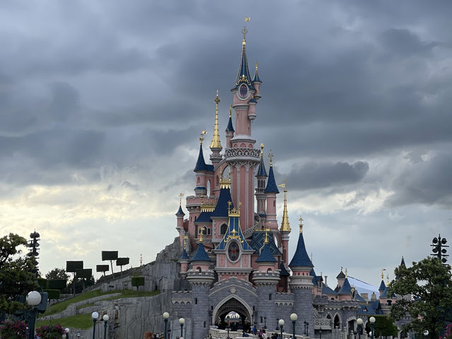 探索巴黎迪士尼：夢幻樂園的冒險之旅 🇫🇷🎢