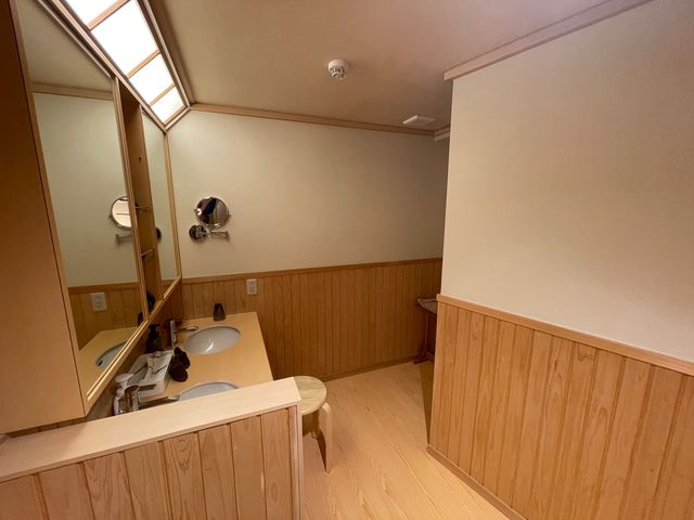 富士湖畔，溫泉鄉的優雅居所：一次難忘的日式住宿體驗。