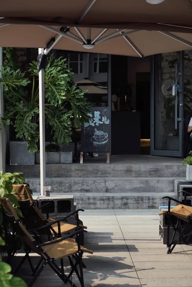 A place to "daydream" for yourself and others.