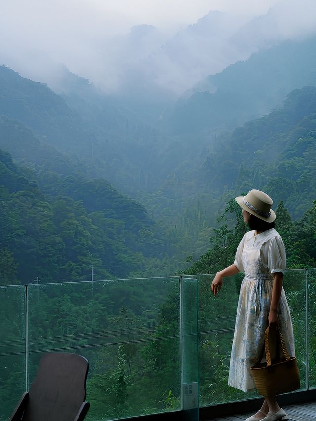 都江堰旅遊｜進山躺平，雨天待在山裡真舒服啊。