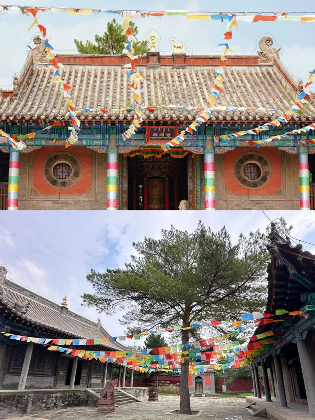號稱塞外小五台，庫倫三大寺。