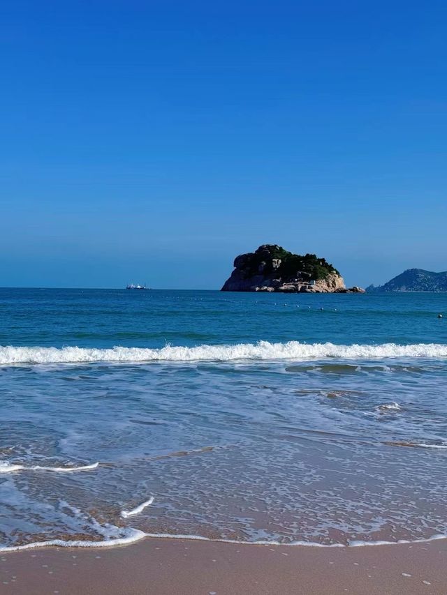 溫州有片藍海：南麂島大沙岙沙灘。