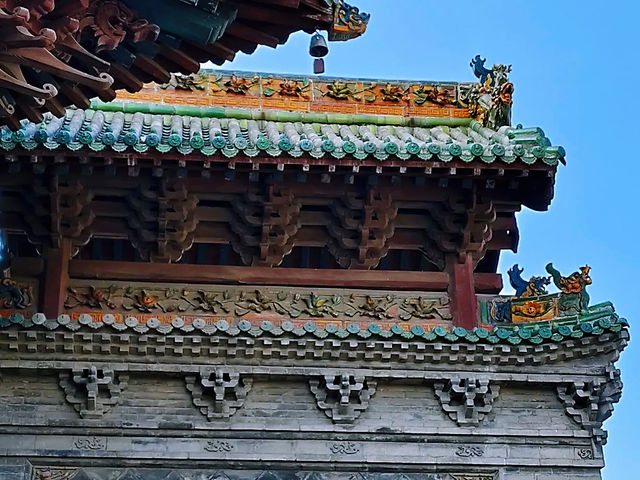 打卡山西介休袄神樓。
