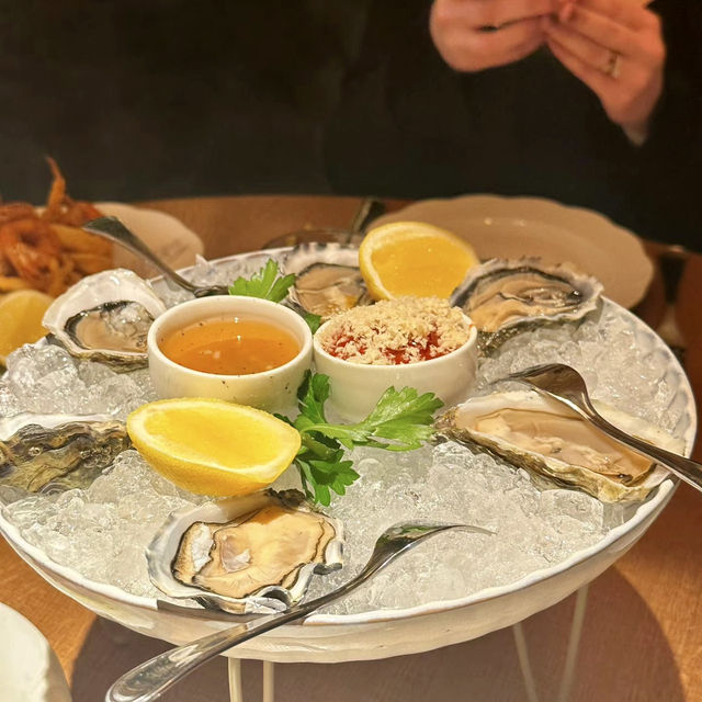 The Most delicious Seafood restaurant / Hospitality 