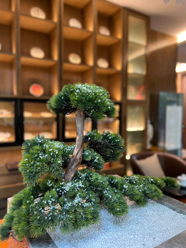 昆明看海鷗的季節，卻被這家酒店驚艷到了。