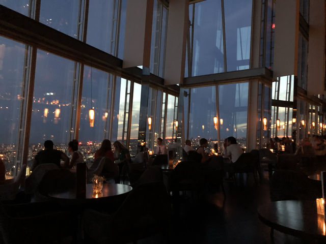 去 Aqua Shard，欣賞倫敦夜景