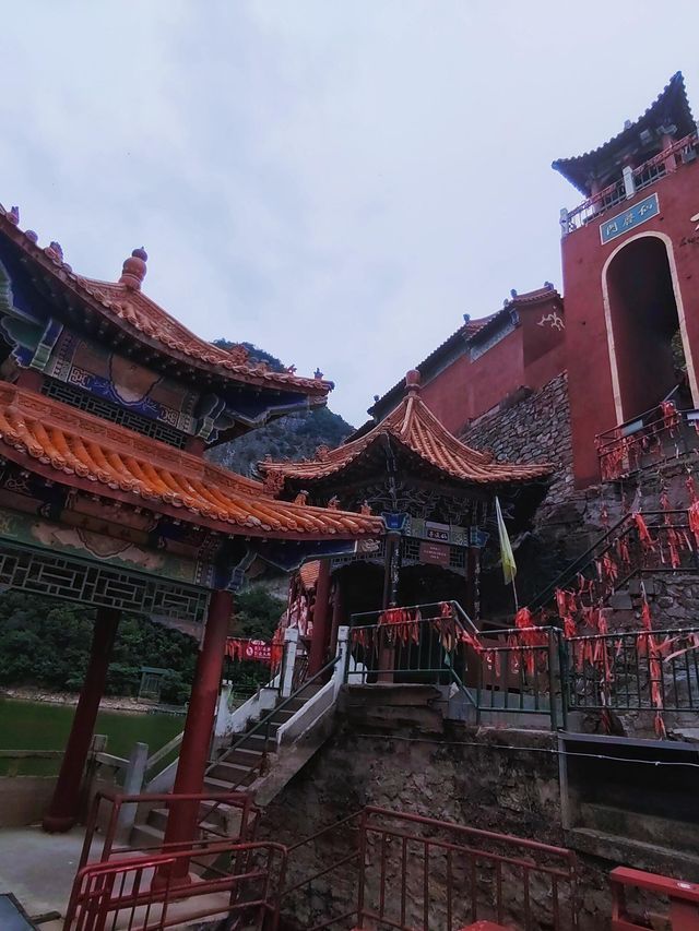 山西晉城：九女仙湖
