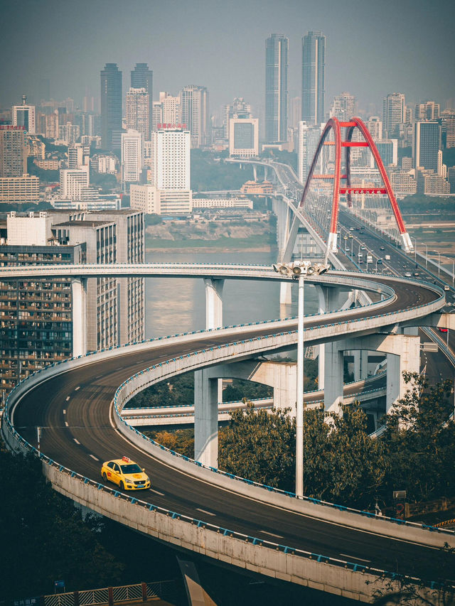 The Most Beautiful Free Viewing Platform: 8D City Views of Chongqing!