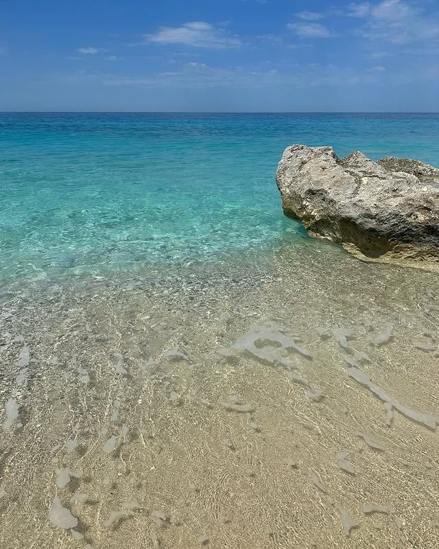 希臘萊夫卡斯島波吉奧海灘——隱秘的碧海天堂