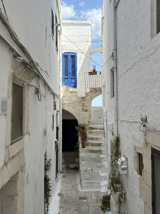 🏰  Ostuni: The White City of Puglia 🌞    