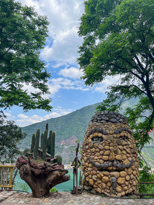 唔使諗咁多，下一站去巫山！