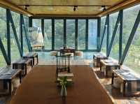 山林為幕，書香作伴——山間酒店嘅治癒空間密碼