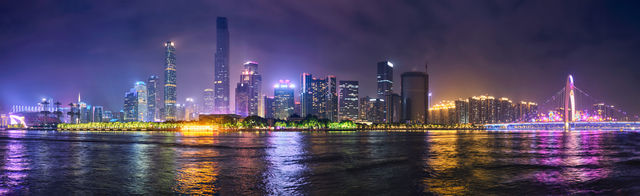 廣州塔摩天輪體驗：高空旋轉嘅浪漫時刻