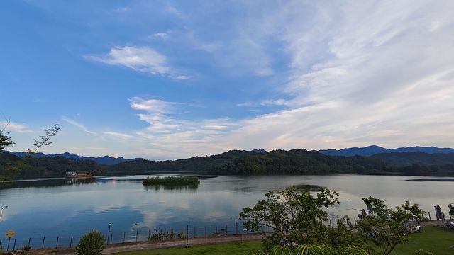 住進山水畫卷中，這次湖居真係太治癒啦！