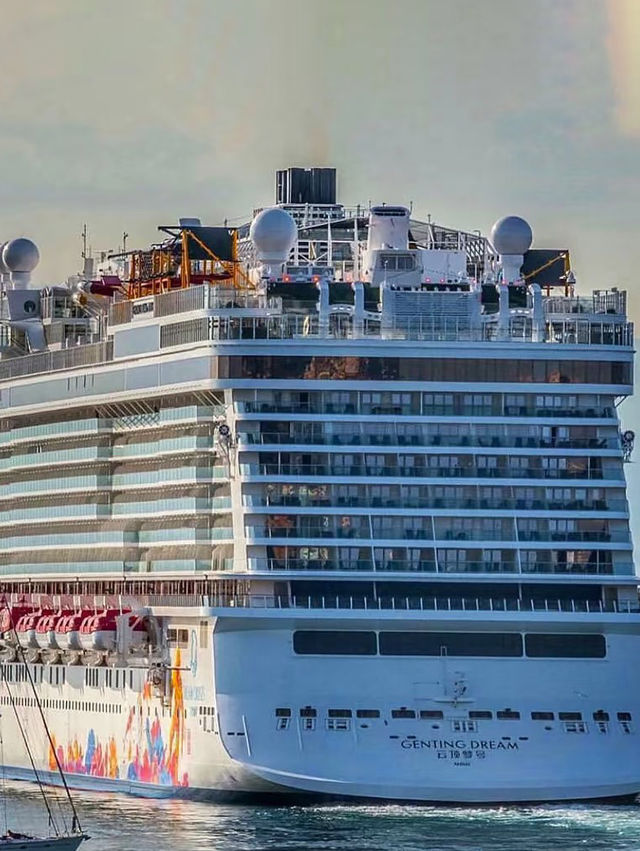 🌍 Last-Minute Escape? Let’s Cruise! | Genting Dream Southeast Asia Adventure 🛳️