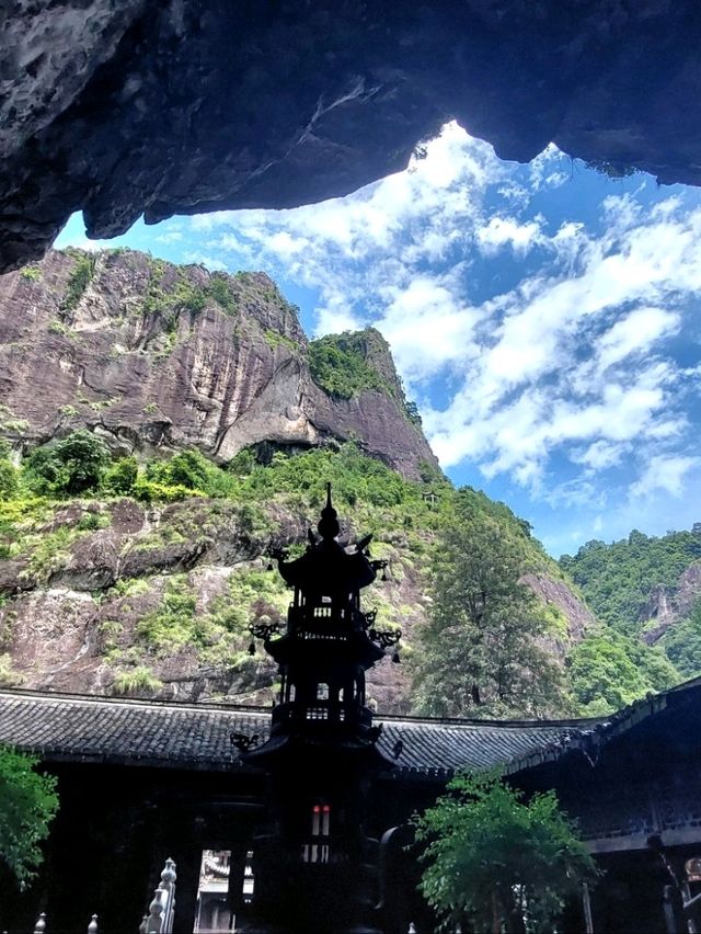 【陶公洞遊記：一個莊嚴的山洞】