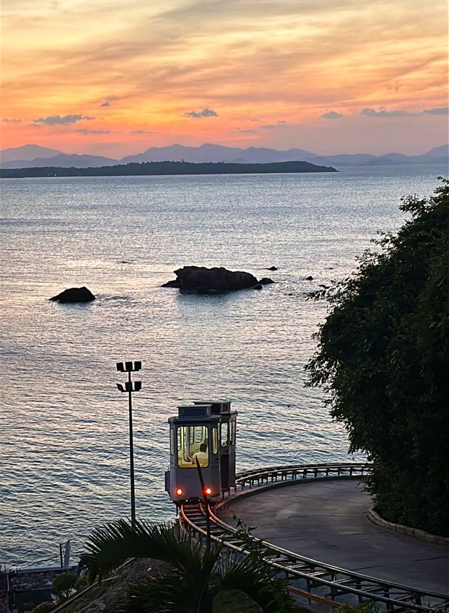 答應我！一定要來深圳坐一趟海上列車
