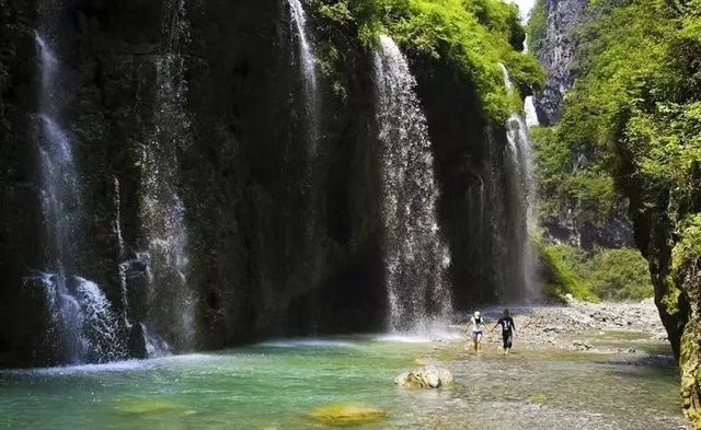 鄂西浪漫自駕6天5晚攻略：穿越山水間，邂逅最美的愛情故事
