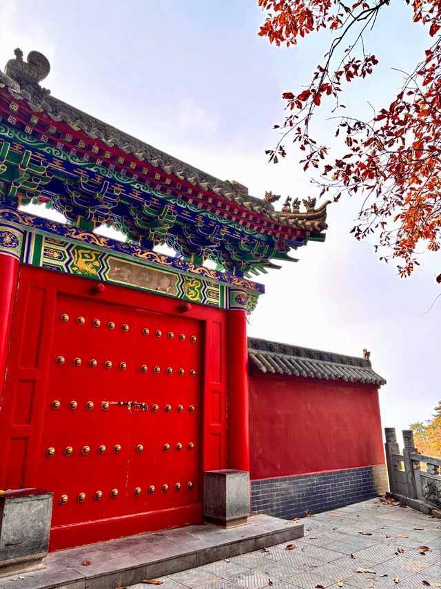 鎖死！南五臺的秋是中式美學天花板