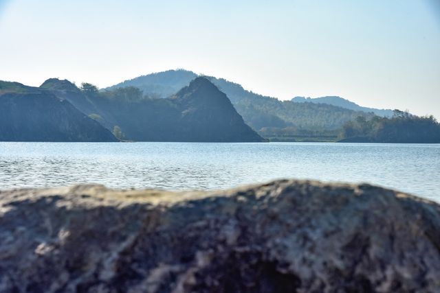 曾經的礦坑，現在的神仙湖！