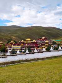 理塘後山日落機位｜雲端觀景台，美到窒息！