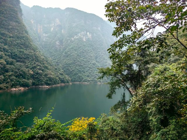 清江畫廊漫遊指南:一場與碧水青山的詩意對話 清江畫廊漫遊指南:一場與碧水青山的詩意對話