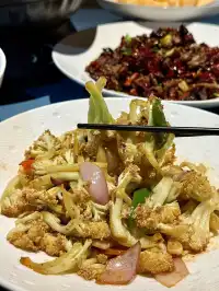 昆明宴請的王！！（逢人必推版！環境巨好！！