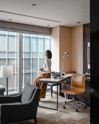 Four Seasons Hotel Tokyo at Marunouchi｜City View Suite for a Healing Vacation