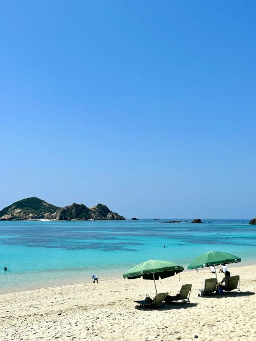 一番美しいガラスの海を見に行こう | Trip.com 渡嘉敷