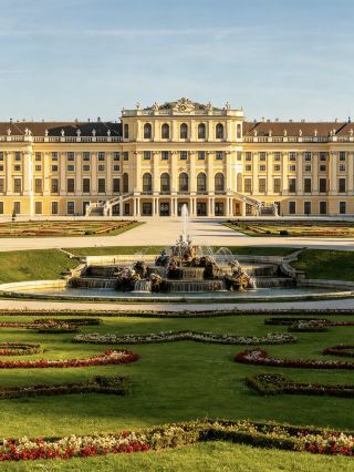 Right here in Europe! I rarely use "dreamlike" to describe a place! The hidden gem of Austria 🇦🇹