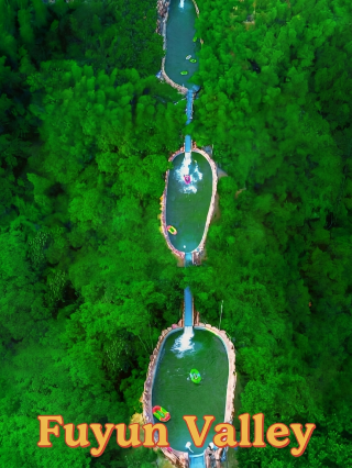 Stop searching for water play spots! Anji Fuyun Valley is the ultimate summer destination for family fun