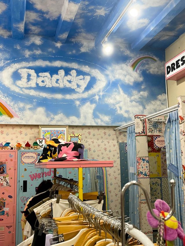 "Daddy and the muscle academy"  🦦🧸🪅🤍
