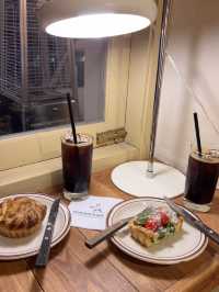 줄서서 먹는 미트파이 맛집, 잠실 ‘진저베어파이샵‘