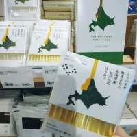 新千歳空港搭乗待合室 チェックしてほしい土産&グルメ