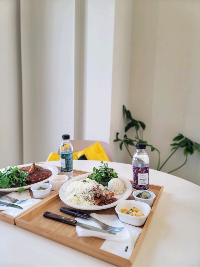 역대급 오션뷰가 멋진 장목카페 구아나🦎🩵