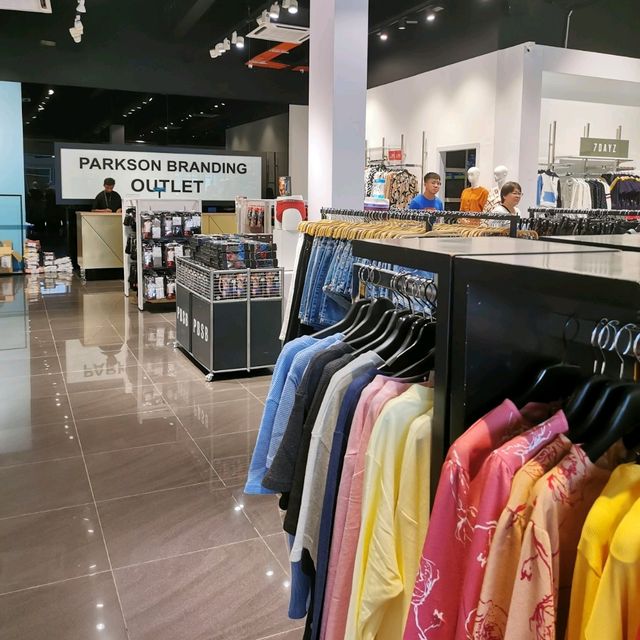 Afforable Chic at A'Famosa Outlet