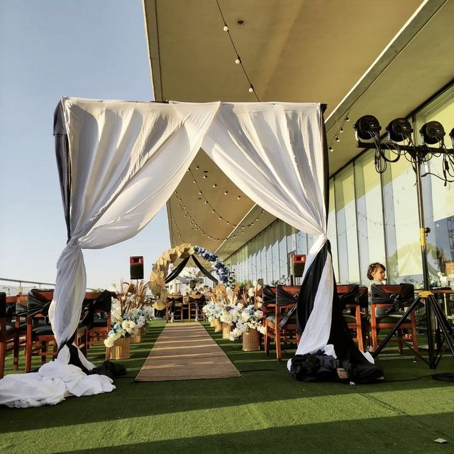 Sweet Hotel for Weddings at Conrad Hotel 