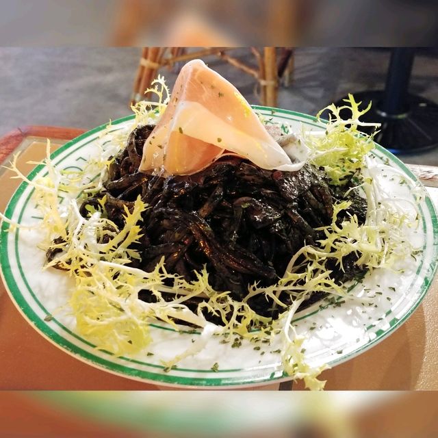 一間好盞鬼既泰國fusion餐廳~😍