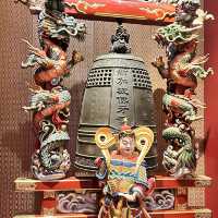 新加坡佛牙寺觀彌勒