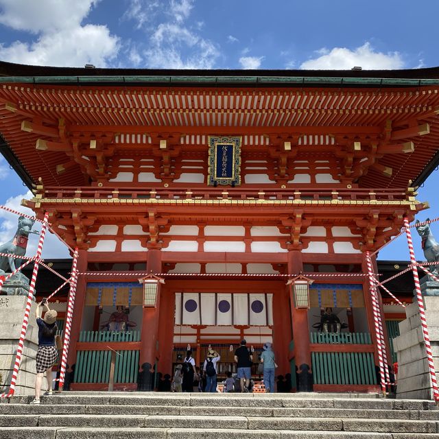京都！大人気「伏見稲荷大社」は相変わらず美しかった