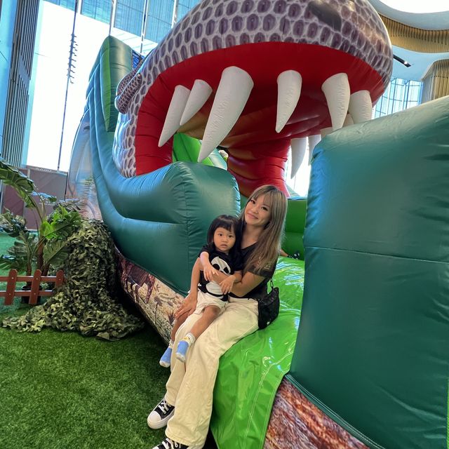 恐龍🦖進駐了YM²裕民坊