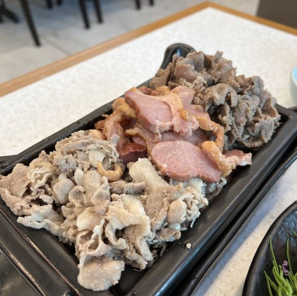 푸짐한 월남쌈에 쌀국수가 무한리필인 아초원!