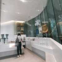 จิบกาแฟชื่อดังที่คาเฟ่%ARABICA ศูนย์สิริกิติ์