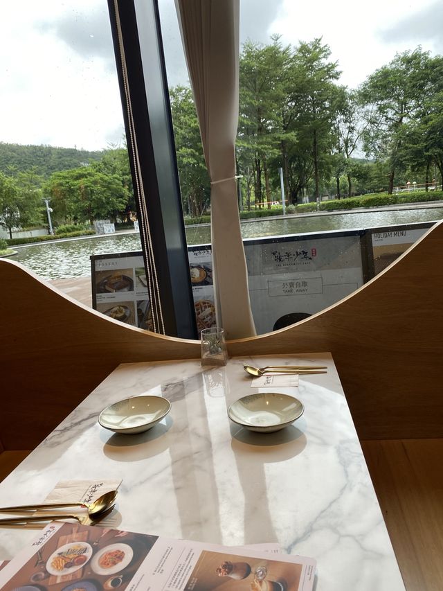 牧羊少年咖啡館The Alchemist Cafe