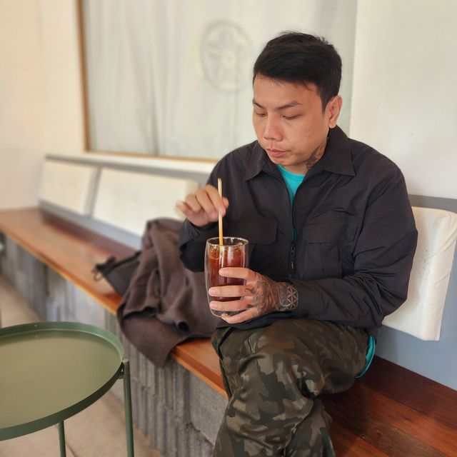 Hachiya Coffee Roastery  🍵 เกาะสมุย