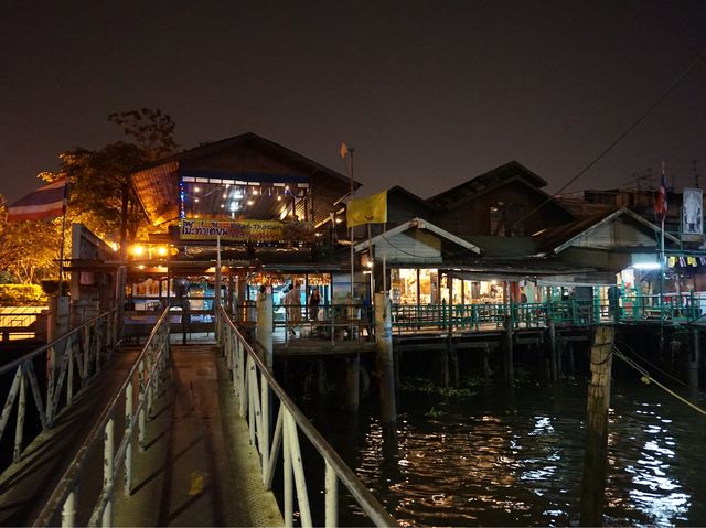 차오프라야강에서 보트타고 왓아룬 야경감상🕌