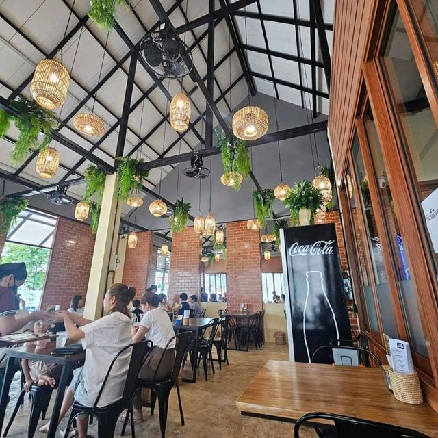 Noodles shop