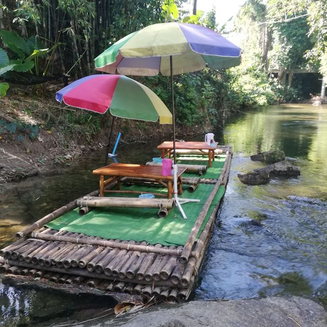 บ้านขนมจีนริมคลองวังเคียงคู่