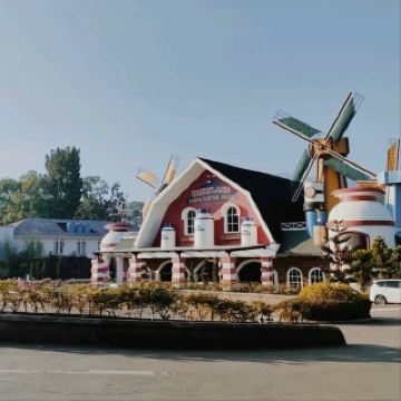 ซิโมรี่ ไดอารีแลนด์ โบกอร์